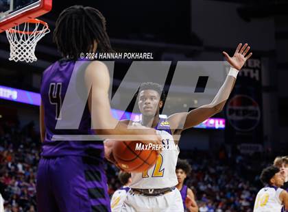 Thumbnail 1 in Bellevue West vs. Omaha Central (NSAA Class A Semifinal) photogallery.