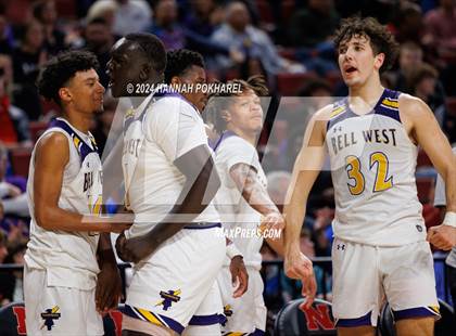 Thumbnail 2 in Bellevue West vs. Omaha Central (NSAA Class A Semifinal) photogallery.