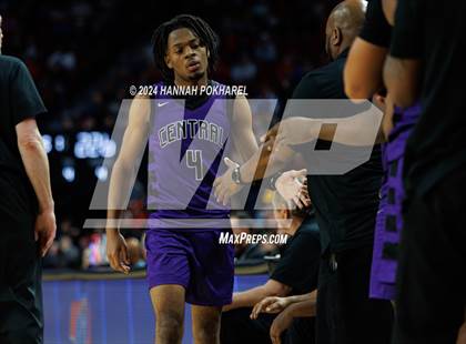 Thumbnail 1 in Bellevue West vs. Omaha Central (NSAA Class A Semifinal) photogallery.