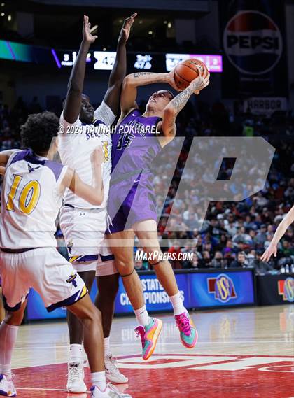 Thumbnail 1 in Bellevue West vs. Omaha Central (NSAA Class A Semifinal) photogallery.
