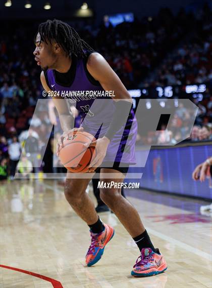 Thumbnail 1 in Bellevue West vs. Omaha Central (NSAA Class A Semifinal) photogallery.