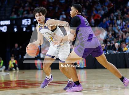 Thumbnail 1 in Bellevue West vs. Omaha Central (NSAA Class A Semifinal) photogallery.