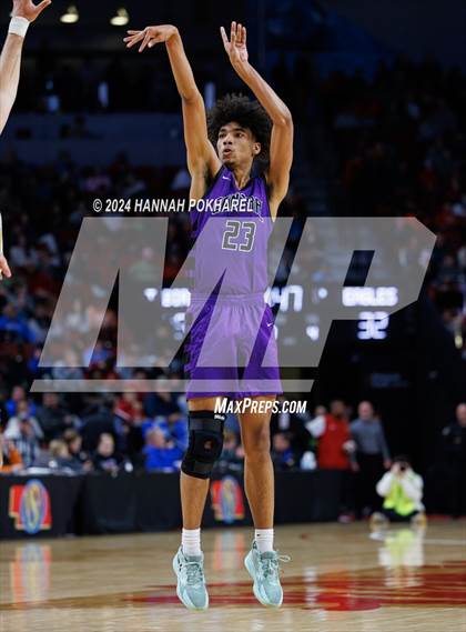 Thumbnail 2 in Bellevue West vs. Omaha Central (NSAA Class A Semifinal) photogallery.