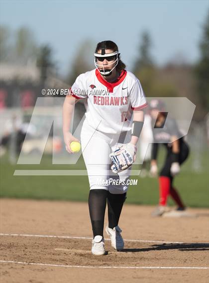 Thumbnail 3 in Thurston @ South Albany photogallery.