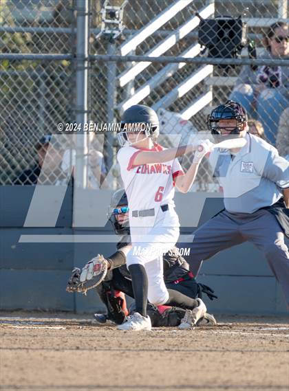 Thumbnail 1 in Thurston @ South Albany photogallery.
