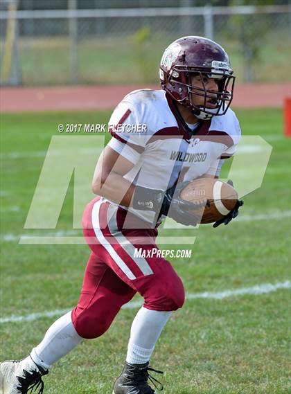 Thumbnail 3 in Wildwood @ Gloucester Catholic photogallery.