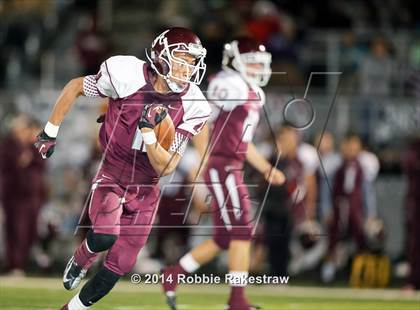 Thumbnail 3 in Kennedale vs. Athens (UIL 4A Division 1 Region 2 Area Playoff) photogallery.