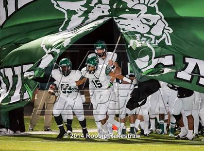 Thumbnail 3 in Kennedale vs. Athens (UIL 4A Division 1 Region 2 Area Playoff) photogallery.