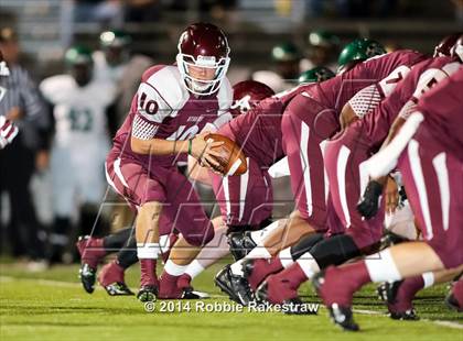 Thumbnail 2 in Kennedale vs. Athens (UIL 4A Division 1 Region 2 Area Playoff) photogallery.
