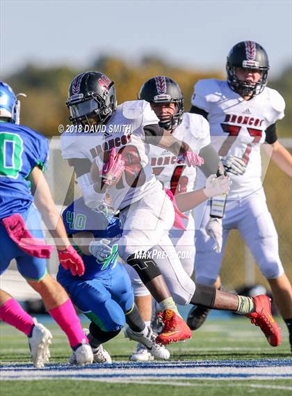Thumbnail 2 in JV: Lee's Summit North @ Blue Springs South photogallery.