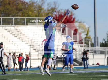 Thumbnail 3 in JV: Lee's Summit North @ Blue Springs South photogallery.