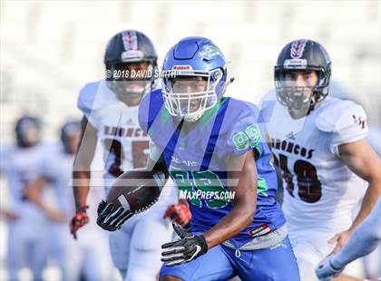 Thumbnail 3 in JV: Lee's Summit North @ Blue Springs South photogallery.