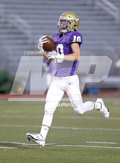 Thumbnail 3 in Varsity Opponent @ Christian Brothers photogallery.