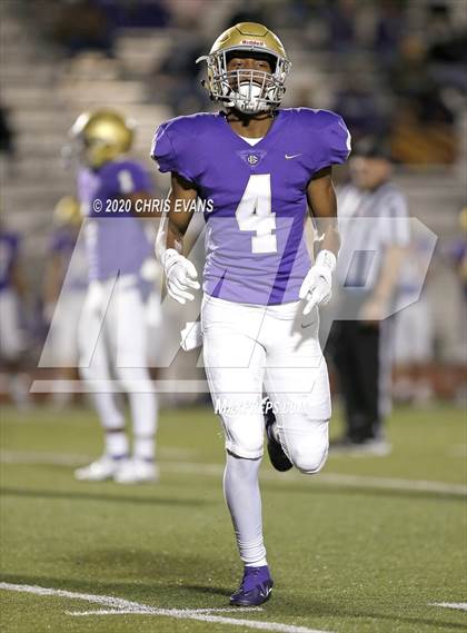 Thumbnail 1 in Varsity Opponent @ Christian Brothers photogallery.
