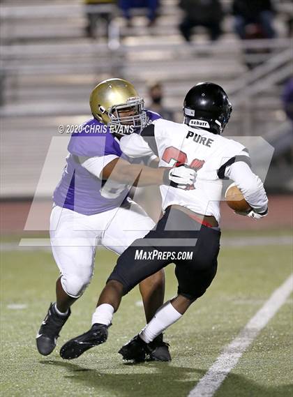 Thumbnail 2 in Varsity Opponent @ Christian Brothers photogallery.