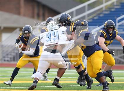 Thumbnail 2 in Belleville East vs. O'Fallon photogallery.