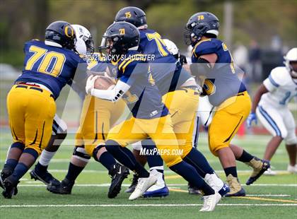 Thumbnail 1 in Belleville East vs. O'Fallon photogallery.