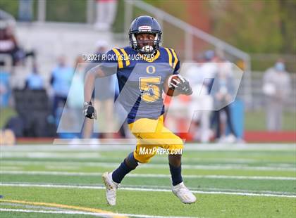 Thumbnail 1 in Belleville East vs. O'Fallon photogallery.