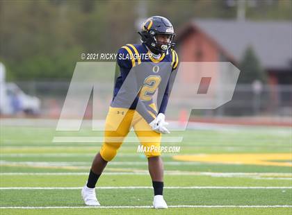 Thumbnail 2 in Belleville East vs. O'Fallon photogallery.
