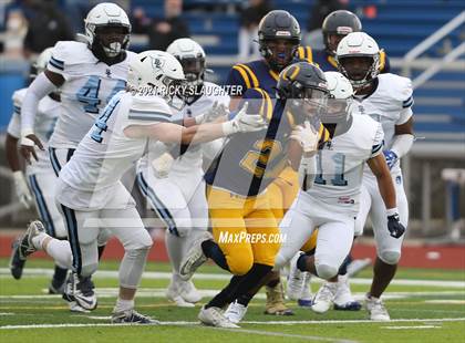 Thumbnail 2 in Belleville East vs. O'Fallon photogallery.