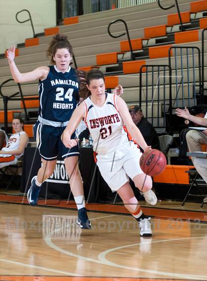 Thumbnail 3 in Hamilton Heights Christian Academy vs. Ensworth (Ensworth Christmas Classic) photogallery.