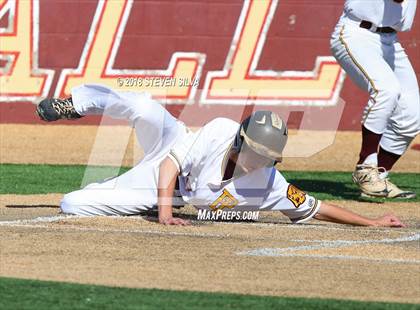 Thumbnail 2 in 20th Annual Point Loma Varsity-Alumni Game photogallery.