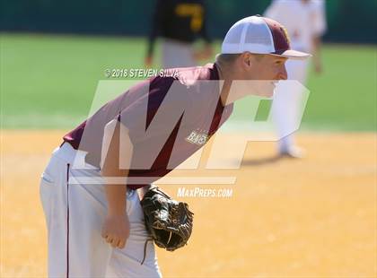 Thumbnail 3 in 20th Annual Point Loma Varsity-Alumni Game photogallery.