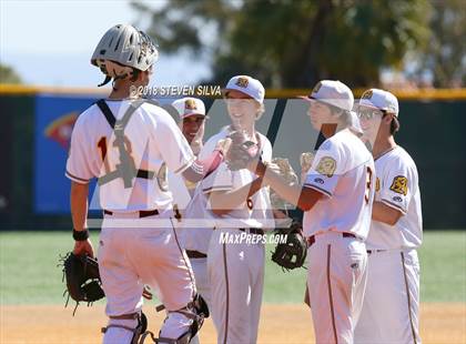 Thumbnail 1 in 20th Annual Point Loma Varsity-Alumni Game photogallery.