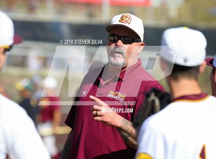 Thumbnail 1 in 20th Annual Point Loma Varsity-Alumni Game photogallery.