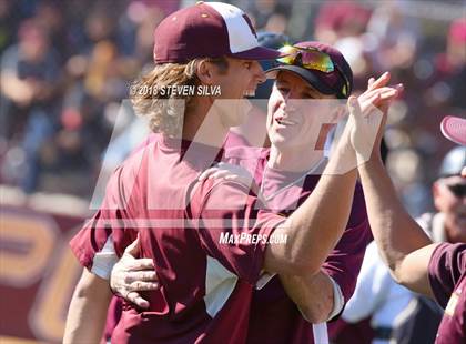 Thumbnail 2 in 20th Annual Point Loma Varsity-Alumni Game photogallery.