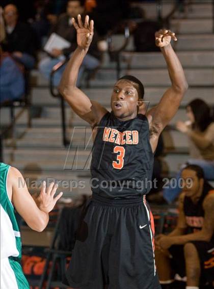Thumbnail 2 in Merced @ Pitman photogallery.