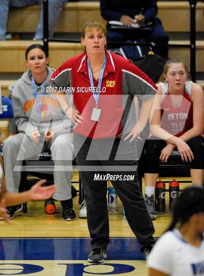 Thumbnail 2 in Grandview vs. Seton Catholic ( NIKE Tournament Of Champions)  photogallery.