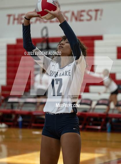 Thumbnail 2 in Apopka vs. South Lake photogallery.