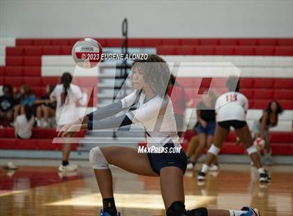 Thumbnail 2 in Apopka vs. South Lake photogallery.