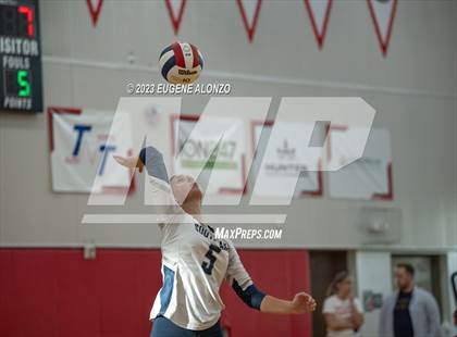 Thumbnail 3 in Apopka vs. South Lake photogallery.