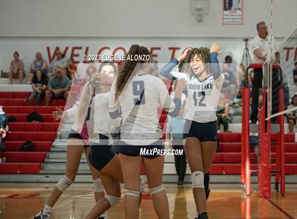 Thumbnail 2 in Apopka vs. South Lake photogallery.