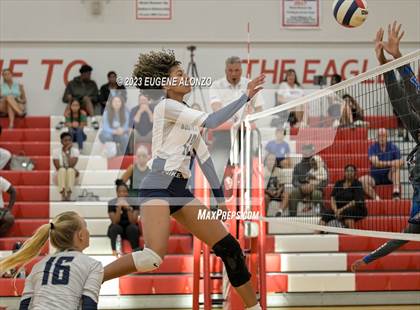 Thumbnail 3 in Apopka vs. South Lake photogallery.