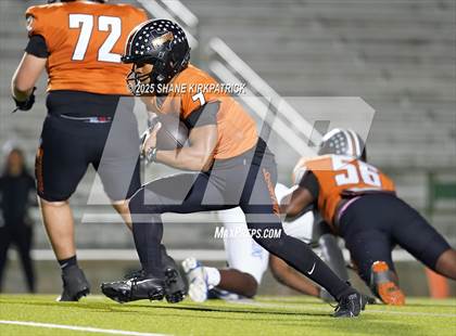 Thumbnail 3 in Frisco vs West Mesquite(UIL 5A D1 Football BiDistrict) photogallery.