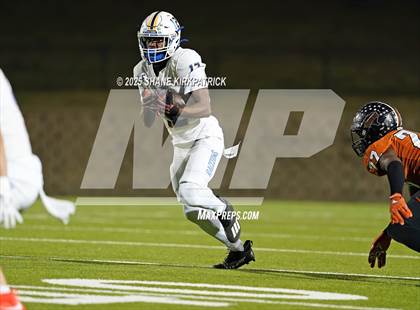 Thumbnail 2 in Frisco vs West Mesquite(UIL 5A D1 Football BiDistrict) photogallery.