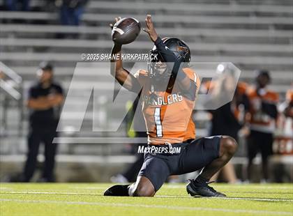 Thumbnail 2 in Frisco vs West Mesquite(UIL 5A D1 Football BiDistrict) photogallery.