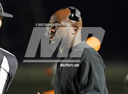 Thumbnail 3 in Frisco vs West Mesquite(UIL 5A D1 Football BiDistrict) photogallery.