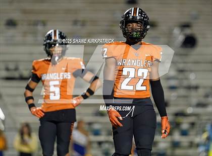 Thumbnail 2 in Frisco vs West Mesquite(UIL 5A D1 Football BiDistrict) photogallery.