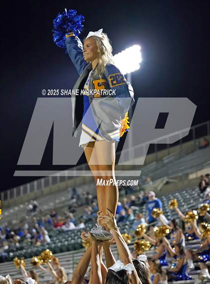 Thumbnail 1 in Frisco vs West Mesquite(UIL 5A D1 Football BiDistrict) photogallery.