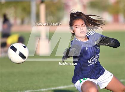 Thumbnail 3 in Southeast Career Tech vs Green Valley (NIAA 4A Quarterfinal) photogallery.
