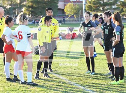 Thumbnail 2 in Southeast Career Tech vs Green Valley (NIAA 4A Quarterfinal) photogallery.
