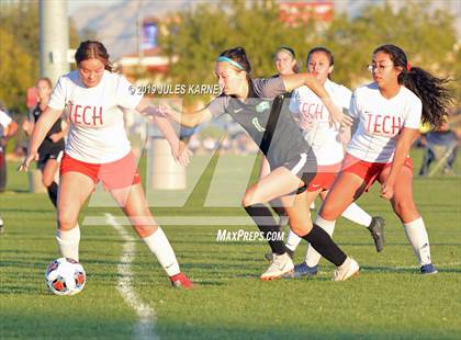Thumbnail 2 in Southeast Career Tech vs Green Valley (NIAA 4A Quarterfinal) photogallery.