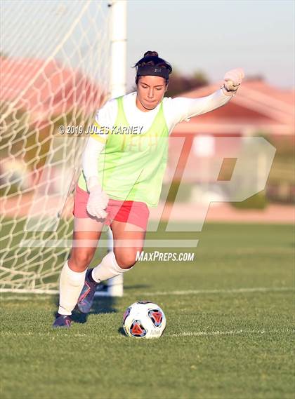 Thumbnail 3 in Southeast Career Tech vs Green Valley (NIAA 4A Quarterfinal) photogallery.