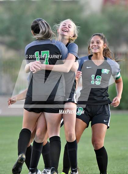 Thumbnail 2 in Southeast Career Tech vs Green Valley (NIAA 4A Quarterfinal) photogallery.