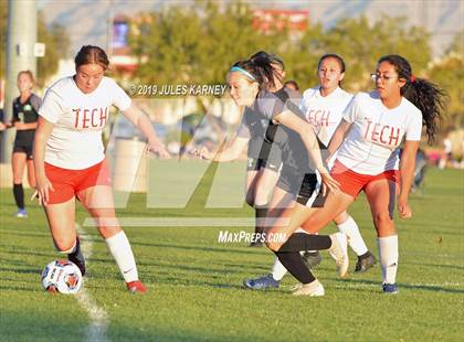 Thumbnail 1 in Southeast Career Tech vs Green Valley (NIAA 4A Quarterfinal) photogallery.