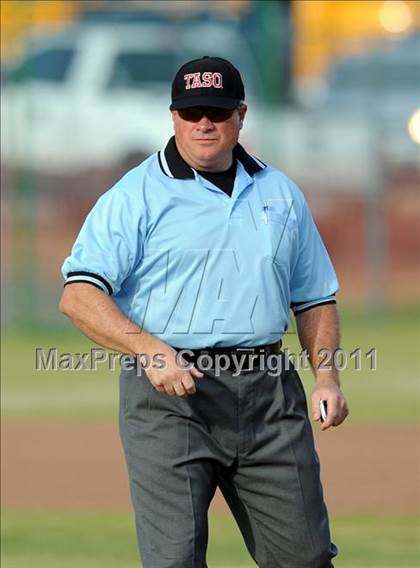 Thumbnail 2 in Van Alstyne vs. Chandler (GCEC Panther Classic) photogallery.